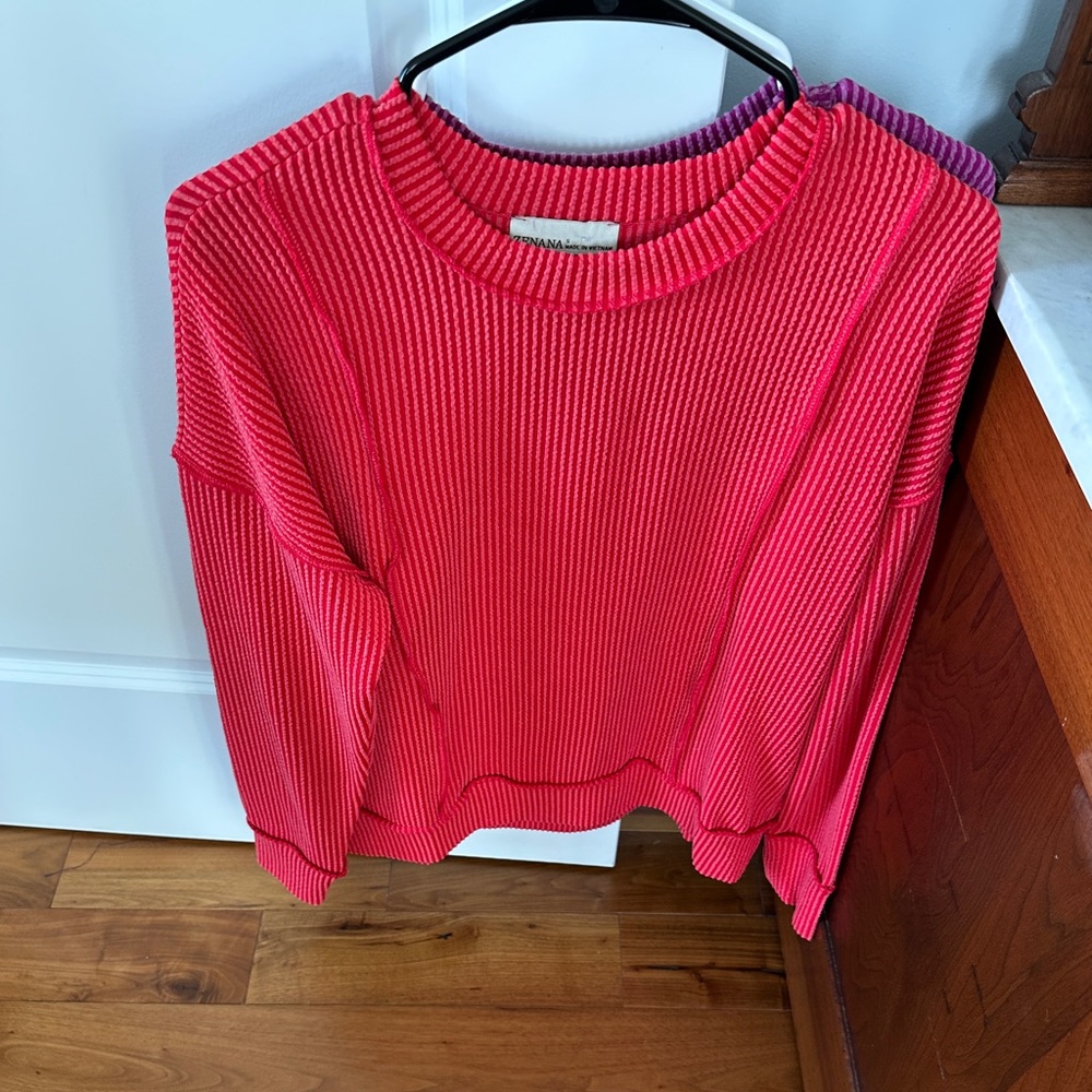 NWT top